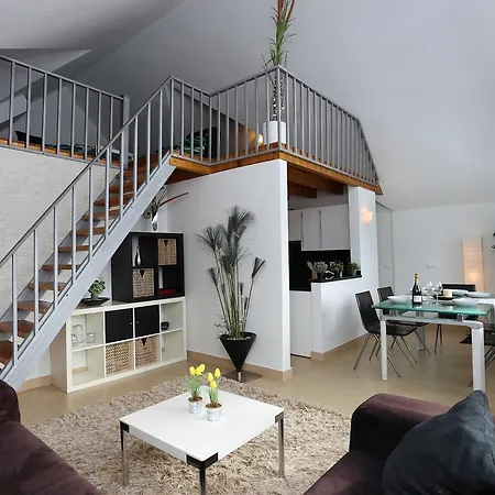 Apartment Miramar A Pie De Pista - Atico Duplex , 4 *