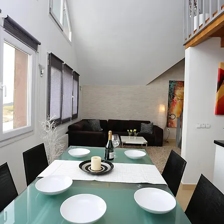 Miramar A Pie De Pista - Atico Duplex , 4